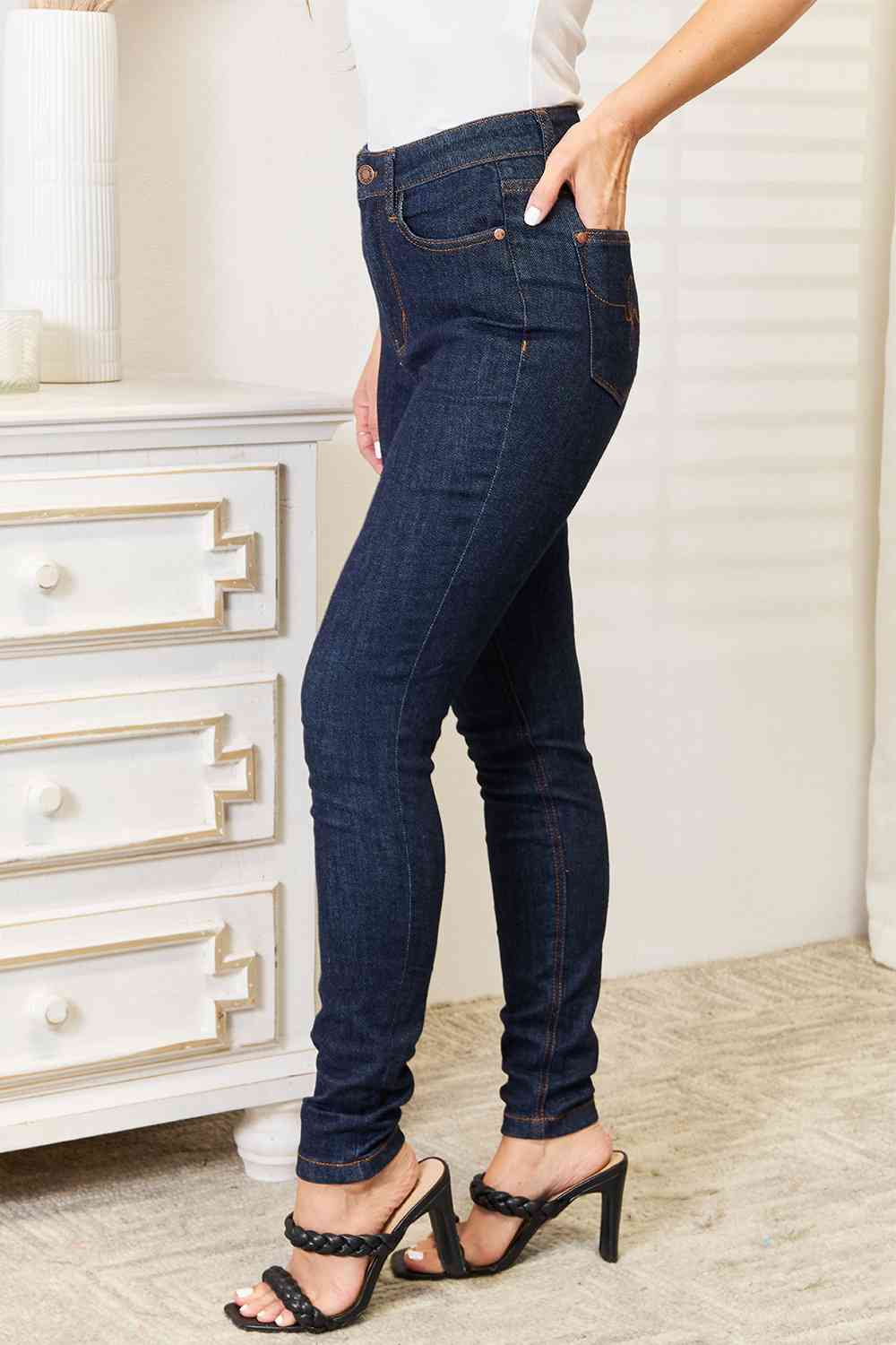 High Waist Pocket Embroidered Skinny Jeans