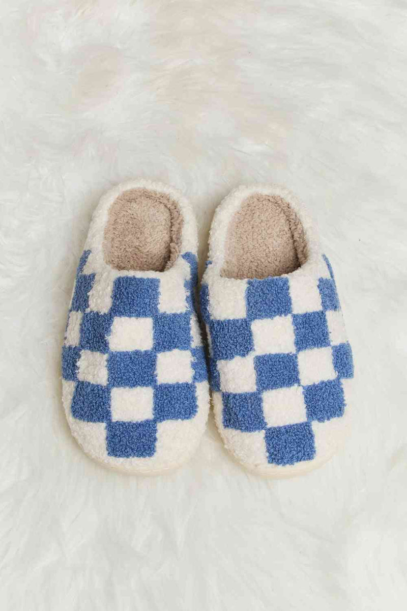 Checkered Print Slippers