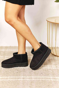 Women's Fleece Mini Boots