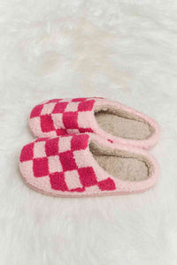 Checkered Print Slippers