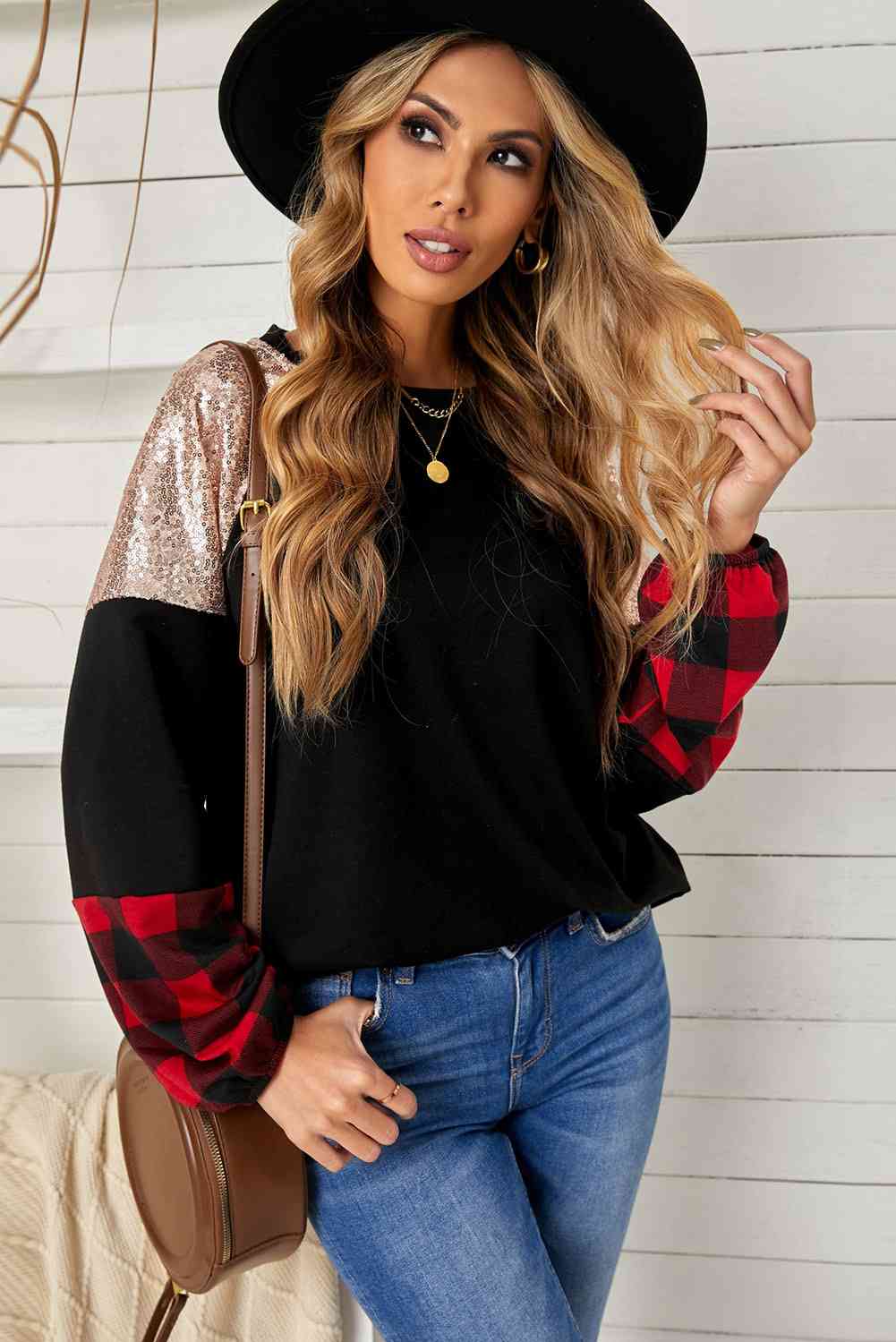 Black Round Neck Sweatshirt