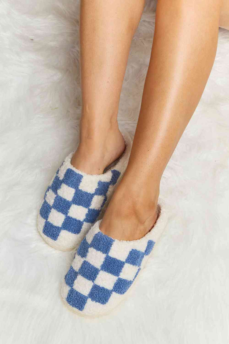 Checkered Print Slippers