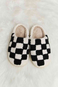 Checkered Print Slippers