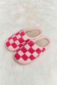 Checkered Print Slippers