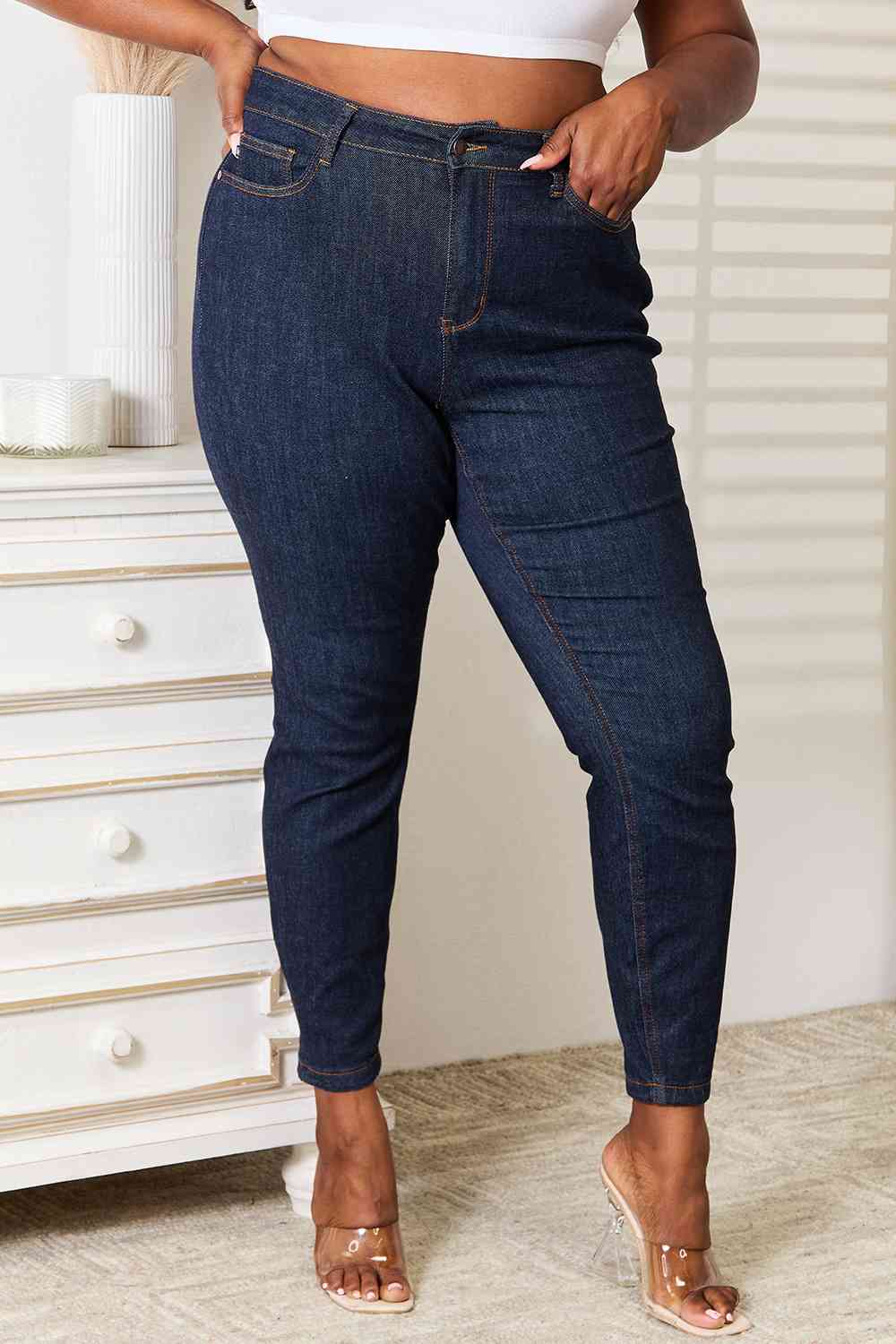 High Waist Pocket Embroidered Skinny Jeans